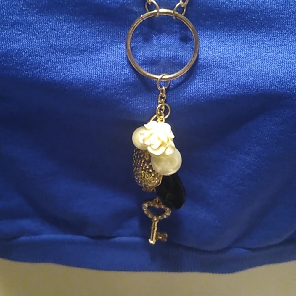 Fashionable Charm Necklace